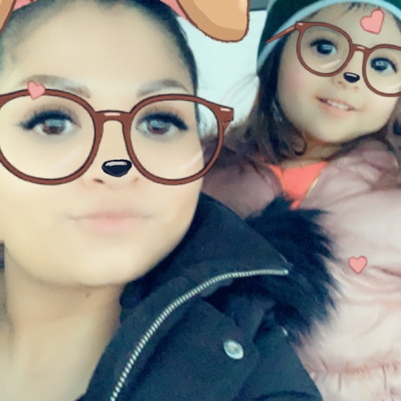 Meet your Posher, Anali - Picture 1 of 1